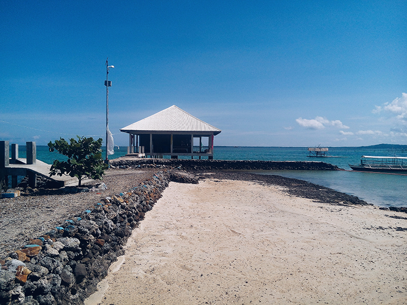 Piñahon Island Travel Guide