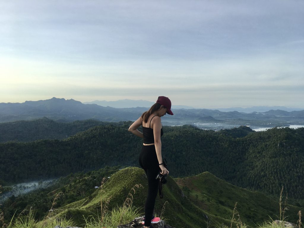 is travel blogging hard