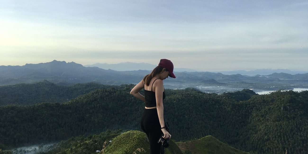 is travel blogging hard