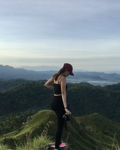 is travel blogging hard