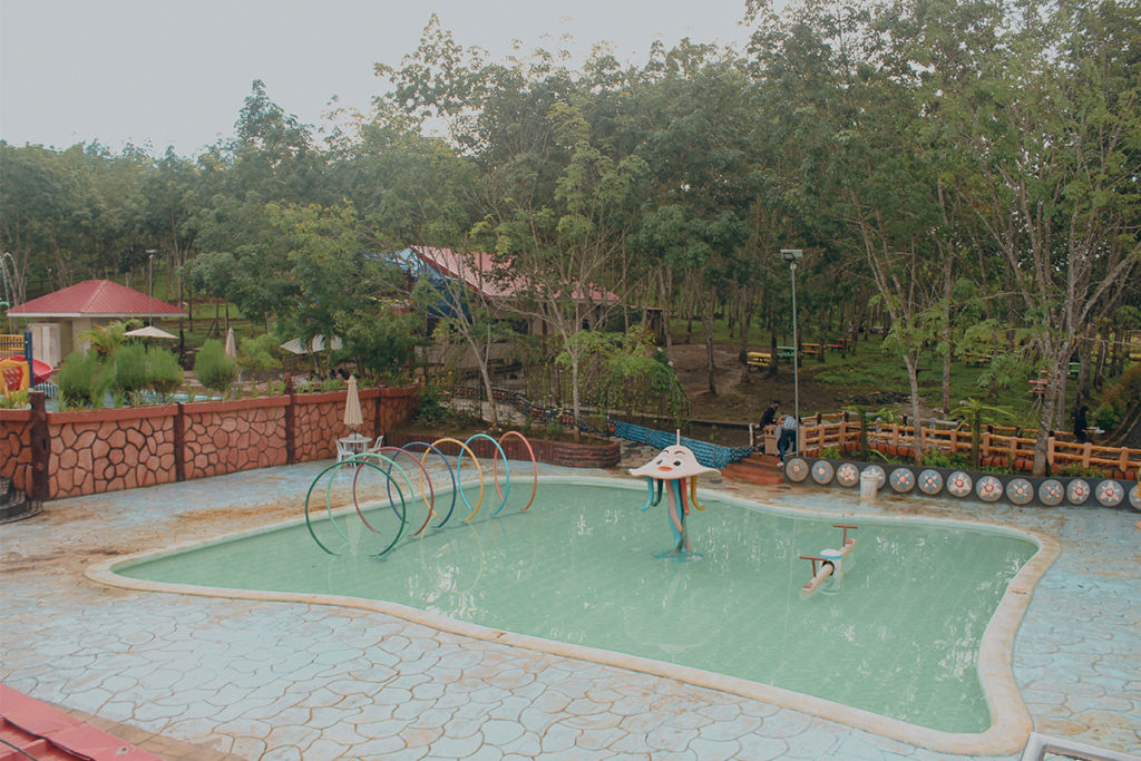 swimming pool for kids