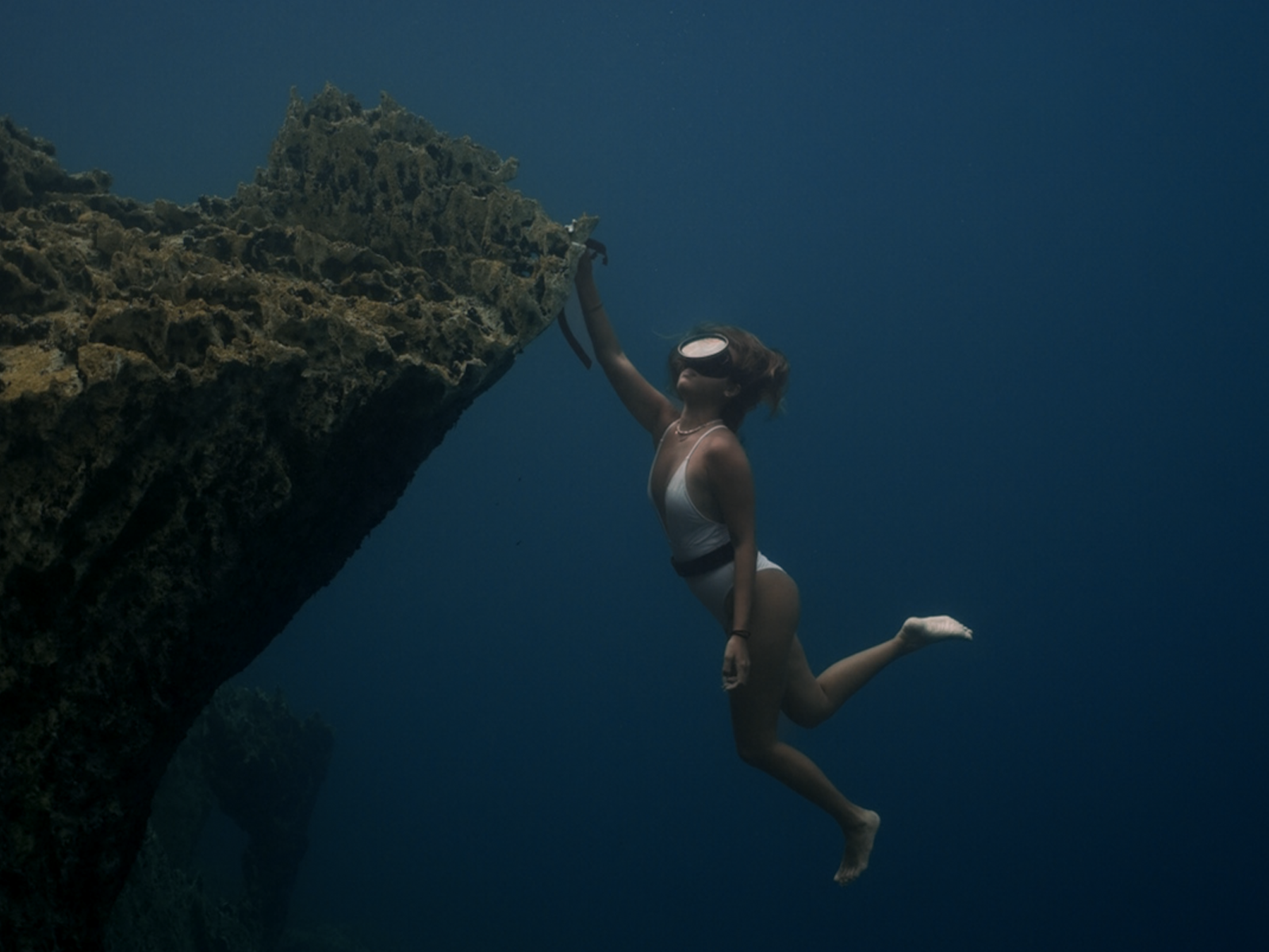 freediving in coron palawan