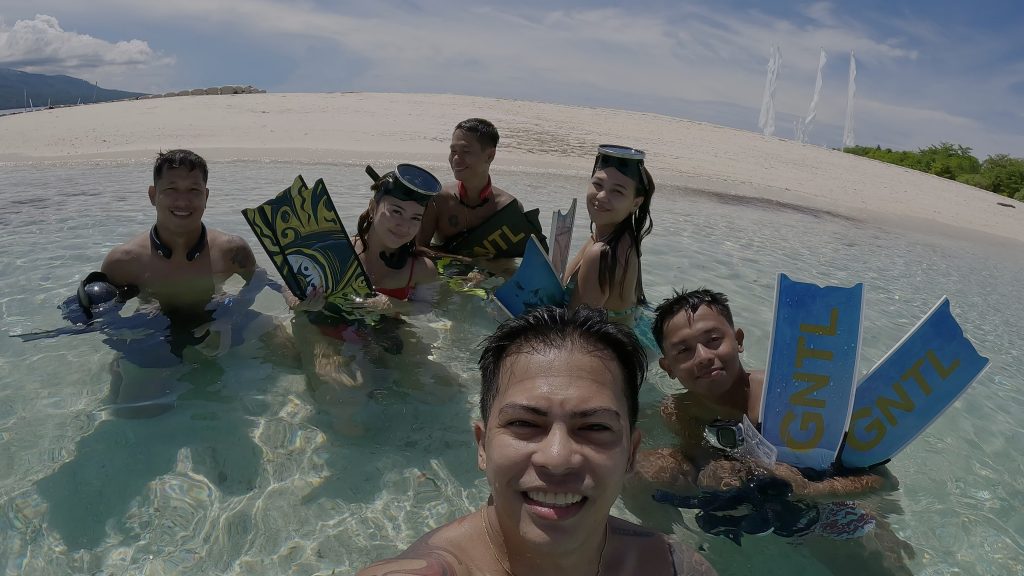 freediving in camiguin island